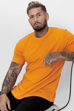 Men's orange monochrome t-shirt. A fresh colour, combine it with black jeans for contrast! Normal fit, made of stretchy and comfortable cotton. Basic Orange Tops For Streetwear, Orange Monochrome, Dark Skin Men, Orange Shirt, Mens T, New Product, Black Jeans, Orange, Mens Tshirts