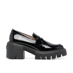 Beautiful Shoes That Are Very Trendy! Only Worn A Few Times. Very Comfortable And Don’t Feel Heavy Patent Leather Loafers, Stuart Weitzman Shoes, Beautiful Shoes, Stuart Weitzman, Soho, Flat Shoes Women, Loafer Flats, Patent Leather, Loafers