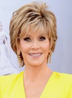 Short Shaggy Hair, Jane Fonda Hairstyles, Shoulder Haircut, Shaggy Hair, Short Shag Hairstyles, Long Hair Wigs, Short Sassy Hair, Lob Hairstyle, Natural Wigs