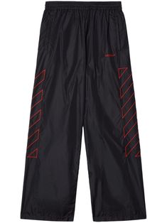 black/red signature Diag-stripe embroidery embroidered logo to the front elasticated waistband two side welt pockets straight leg Fold Pants, Stripe Embroidery, Off-white Logo, Chain Strap Bag, Winter Pants, Mens Fashion Streetwear, Scarf Men, Fashion Streetwear, Summer Beach Wear