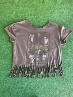 "Handcut fringed The Beatles T-shirt Women's size XL 100% Cotton The t-shirt has some wear to it, but it's still a great shirt with a lot of life left to it.  Measurements laying flat Armpit to armpit 21\" (42\" total) Total length of shirt 26\" Items are shipped out within 1-2 business days. If you have any questions please feel free to message me I reply quickly. Check out the rest of my shop www.etsy.com/shop/alwaysvintagenvogue Thank you for looking and happy shopping!" Recycling Jeans, Beatles T Shirt, Clothing Alterations, Fringe Tshirt, Beatles Tshirt, Circle Dress, White Polka Dot Dress, Altering Clothes, Palm Desert