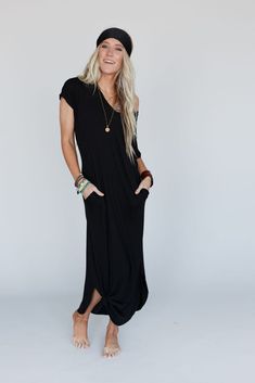 Call It Comfort Tee Dress - Black | Three Bird Nest Boho Outfits Bohemian, Envy Clothing, Bohemian Boutique, Three Bird Nest, Tee Shirt Dress, Khaki Dress, Boho Look, Boho Casual, Bird Nest