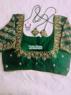 Maggam Blouse, Bridal Blouses, Heavy Work, Simple Blouse Designs, Work Blouses, Designer Blouse Patterns, Bridal Blouse, Simple Blouse