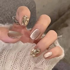 49154713911584 Bridal Manicure, Gel Set, Nagel Tips, Cat Eye Nails, Nail Jewelry, Cat Eyes, Phnom Penh, Hand Painted Flowers, False Nail