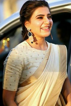 Sarees Ideas, White Sari, Saree Hairstyles, Ethnic Dresses