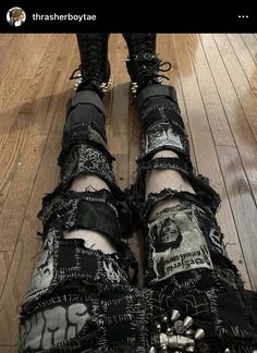 Crust Cargo Pants, Punk Aesthetic Clothes Men, Simple Punk Outfits Men, Punk Ripped Jeans, Punk Outfits 80s Men, Crust Overalls, Crust Pants Diy, Trap Pants Goth, Punk Patchwork Pants