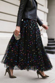 Rok Tile, Rok Outfit, Skirt Tulle, Mode Tips, Style Evolution, Black Leather Biker Jacket, Party Skirt, Tulle Gown, Looks Black