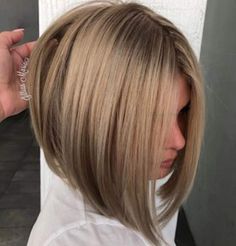 Youthful Hairstyles, Straight Bob Haircut, Angled Bob Haircuts, Hair Issues, Hairstyles For Women Over 50, Bob Haircuts For Women, Haircut For Older Women, Bob Haircut