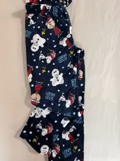 Fluffy Pj Pants, Cute Pajama Outfits, Snoopy Pajamas, Mens Lounge, Mens Christmas Pajamas, Mens Pjs, Peanuts Charlie Brown Snoopy, Peanuts Charlie Brown, Charlie Brown Snoopy