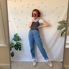 Look 80s, Vintage Mom Jeans, Vintage Mom, 90s Fashion Outfits, Top Ideas, Dress Drawing