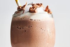 Frozen Hot Chocolate Recipe, Studying Food, Frozen Hot Chocolate, Chocolate Milkshake, Hot Cocoa Mixes, Homemade Whipped Cream, Hot Chocolate Mix, Frozen Treat, Hot Chocolate Recipes