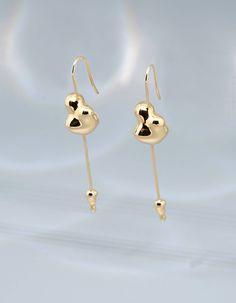 Presented in sterling silver, brass, or resin, Naida is accentuated with a signature blob, and tipped with a mini droplet to complete the vibe. Without excess elements, this piece is lending a luxurious yet elegant appeal.- 14K gold plated brass- sterling silver ear post with 14K gold plating- 7cm (2.8in) drop- handcrafted jewelryDelivered in vacuumed package with unique production number, accompanied by a pouch. Seen | Unseen series conveys another contrasting architectural relations, transpare Drop Earrings Gold, Crown Jewels, The Vibe, Gold Drop Earrings, Earrings Gold, Gold Plating, Gold Earrings, Gold Plate, Jewelry Design