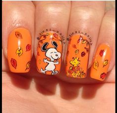 Autumn Disney Nails, Peanuts Nails, Fall Manicures, Snoopy Nails, Turkey Nails, Fall Thanksgiving Nails, Thanksgiving Nail Designs, Thanksgiving Nail Art, Orange Nail