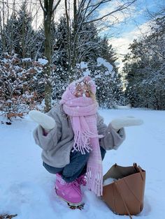 Skating Outfit, Winter Princess, Snow Trip, Skandinavian Fashion, Winter Inspo, Winter Photoshoot, Snow Outfit, Cold Outfits, Winter Photos