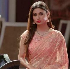 Mouni Roy Saree In Naagin, Mouni Roy Saree, Indian Sari Dress, Lace Saree, Fashionable Saree Blouse Designs, Indian Saree Blouses Designs