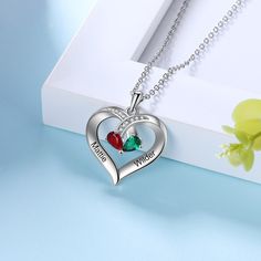 This unique and heartfelt Personalized Hearts Necklace is beautifully packaged and ready for giving as a gift to yourself or to others as a memory that one will always cherish. Makes a sentimental surprise for any awesome lady. Great gifts for Mom or Grandma on Mother's Day, anniversary, birthday, or wedding celebration. Not only is your name pendant beautiful, but it’s also safe to wear every day. Your nameplate and the chain are hypoallergenic, featuring a long-lasting gold finish that is nick Personalized Wedding Bands, Beauty Confidence, Names Necklace, Intertwined Hearts, Romantic Jewelry, Loving Gifts, Romantic Jewellery, Hearts Necklace, Great Gifts For Mom