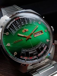 Japanese Rare Watch Orient College Multi-calendar Automatic - Etsy Ukraine Green Automatic Watches, Green Watch With Subdials, Vintage Green Watch With Round Dial, Formal Green Watch Accessories With Date Indicator, Vintage Green Analog Watch Accessories, Green Formal Watch With Date Display, Formal Green Watch With Date Display, Vintage Green Automatic Watch, Nice Watches