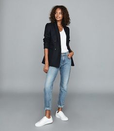 Navy Double Breasted Blazer Outfit Women, Navy Blazer With Jeans, Jeans Work Outfits Women, Navy Shirt Outfit, Double Breasted Blazer Outfit Women, Blazer And Jeans Outfit Women, Navy Jacket Outfit, Jeans And Blazer Outfit, Navy Blazer Outfits