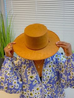 Color: Camel Flat Dome Hat This is a hard brim boater hat Neither the brim nor the hat structure will bend Please see FAQ for sizing/brim detail https://www.shoplivinfearless.com/pages/fedora-preview Camel Flats, Boater Hat, Hat Box, Panama Hat, Floppy Hat, Fedora, Bend, Custom Orders, Bucket Hat