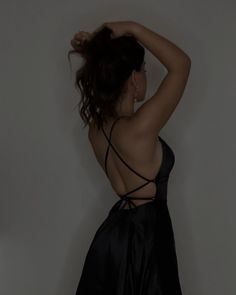 Low Back Black Prom Dress, Black Sparkle Dress Backless, Black Dress Dark Aesthetic, Black Backless Prom Dresses, Black Dress Prom Looks, Black Ball Dress Aesthetic, Black Backless Dress Short Open Backs, Black Prom Dresses Pictures, Simple Black Dress Short