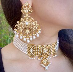 Gold Necklace Set With Pearls, Indian Pearl Necklace Gold, Choker Set Gold Jewellery Designs, Pearl Choker Necklace Indian Gold, Gold Plated Silver Jewellery Indian, Choker Set Design, Pearl Choker Necklace Design, Gold Choker Necklace Indian Bridal, Choker Necklace Designs Gold Indian