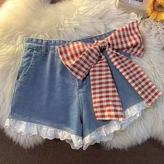 Name:Denims wide legs, cute shorts, summer, high waist, lace tie shortsMaterial:denimColor:as pictureFeatures:cute,bowknot,wide legSize(cm):XS,S,M,L,XL 1inch=2.54cmXS:waist:62,hip:86,leg width:56,length:28S:waist:66,hip:88,leg width:58,length:29&ltbr/>&ltp&gtM:waist:70,hip:90,leg width:60,length:30</p>&ltbr/>&ltp&gtL:waist:72,hip:93,leg width:62,length:31</p>&ltbr/>&ltp&gtXL:waist:78,hip:96,leg width:64,length:32</p>&ltbr/>&am Trendy Spring Bottoms With Bow Detail, Denim Shorts Outfit, Lace Tie, Tie Shorts, Shorts Summer, Top Cropped, Short Jeans, Denim Leggings, Cute Shorts