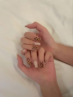 Hippie Nails, Plaid Nails, Happy Nails, Cute Nail Art Designs, Edgy Nails, Minimal Nails, Simple Acrylic Nails, Pretty Gel Nails, White Nail