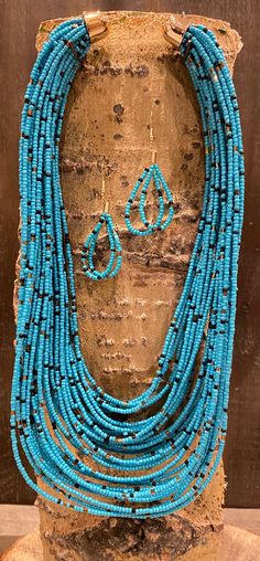 Beautiful hand beaded turquoise and black seed bead necklace and earrings. Native American / western. Western Beaded Necklace, Turquoise Seed Bead Necklace, Native American Western, Earrings Native American, American Western, Black Seed, Seed Bead Necklace, Necklace And Earrings, Hand Beading