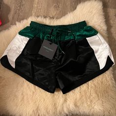 Nwt Never Been Worn! Size Xs Sporty Summer Bottoms With Patchwork, Sporty Patchwork Bottoms For Summer, Trendy Color Block Short Length Shorts, Black Patchwork Shorts, Black Summer Shorts With Contrast Color, Black Bottoms With Contrast Panels, Black Shorts With Contrast Color For Summer, Trendy Color Block Shorts, Black Patchwork Short Bottoms