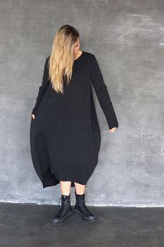 Feel free and comfy in this black sweatshirt dress. We want to make sure you will love our products.. So.... We offer custom fitting without any extra charge, simply send us your measurements (height, across shoulders, bust, chest, waist, hips) Composition- 100% Cotton Size guide S Bust: 86-89cm, Waist: 66-69cm, Hips: 94-97cm M Bust: 90-93cm, Waist: 70-73cm, Hips: 98-101cm L Bust: 94-102cm, Waist: 74-82cm, Hips: 102-109cm *For best results, dry clean only or wash at low temperature. **Please loo Pink Jersey Dress, Black Sweatshirt Dress, Jersey Dress Black, Black Jersey Dress, Black Linen Dress, Pink Summer Dress, Summer Linen Dresses, Black Peplum, Black Jersey