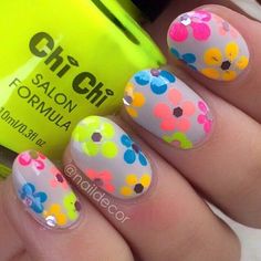 Nude Neon floral summer nailart #nailart #nails #nude #pink #floral #neon #orange #blue #yellow Nails With Floral Design, Nail Designs With Gold, Bright Colored Nails, Summer Nails Neon, Bright Summer Nails Designs, Neon Yellow Nails, Neon Nail Art, Fun Summer Nails, Nails Opi