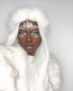 Ice Princess Makeup, Snow Makeup, Ice Makeup, Ice Queen Makeup, Ice Queen Costume, Princess Makeup, Milky Nails, Witch Makeup, White Makeup