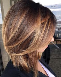 Caramel Balayage Brunette Short Hair, Caramel Balayage Bob, Short Haircuts For Fine Hair, Short Hairstyles For Fine Hair, Balayage Hair Caramel, Best Ombre Hair, Balayage Hair Color Ideas, Balayage Bob, Balayage Hair Color