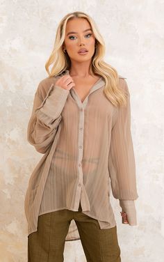 The Taupe Textured Stripe Woven Oversized Shirt. Head online and shop this season's range of tops at PrettyLittleThing. Express delivery available. Clear Heels, Brown Top, Tailored Pants, Tailored Trousers, Oversized Shirt, Layering Pieces, Model Height, New Season, Womens Clothing Tops