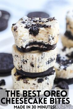 Oreo Cheesecake Bites Oreo Bites, Oreo Cheesecake Bites, Mini Oreo Cheesecake, Cream Cheese Oreo, Oreo Desserts, Oreo Dessert Recipes, Cheesecake Bites Recipe, Mini Cheesecake Recipes, Oreo Recipes