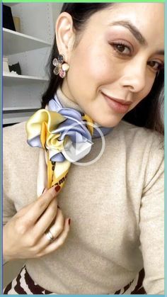 Learn how to tie a silk scarf around your neck with our easy-to-follow tutorial for women. Discover new ways to elevate your style with this..!! Tie A Silk Scarf, Hiking Boots Outfit, Hiking Outfit Fall, Silk Scarf Style, Natural Wedding Makeup, Athletic Hairstyles, Faded Jeans