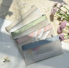 Material: PU Size: 100mm*180mm Weight: About 34g Color: 4 Colors Package: 1pc Transparent Pencil Case, Leather Pencil Case, Pen Bag, Stationary School, Toiletries Organization, Stationery Organization, Stationery Craft, Zipper Tote Bag, Pencil Boxes