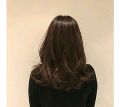 Long Layered Haircuts Mid Length, Long Layers On Mid Length Hair, Haïr Cut For Medium Hair Girl, Medium Length Brown Hair Layers, Brown Haircuts Medium, Brown Hair Mid Length Layers, Mid Length Hair With Layers Brown, Long Layers On Shoulder Length Hair, Brunette Hair Layers Medium