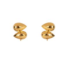 Crafted from semi-precious stones, the Lili Earrings offer a versatile style with a removable drop, allowing for a transition to a more minimalist look. Their design seamlessly fuses vintage and art deco influences.