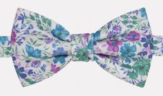 "Coral Lies" bow tie : http://ikonizaboy.com/produits.php?p=87 Floral Bowtie, Blue And White Floral Pattern, Tartan Tie, Floral Necktie, Floral Bow Tie, Pre Tied Bow Tie, Bow Tie Wedding, Elegant Man, Wedding Bows