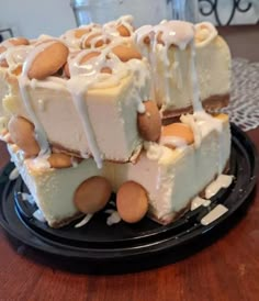 Image of Banana Pudding Cheesecake Squares Banana Pudding Cheesecake Squares, Banana Pudding Cheesecake Bars, Nilla Wafer Crust, Recipes Cheesecake, Pudding Cheesecake, Sweet Bakes, Cheesecake Squares, Pudding Flavors, Banana Pudding Cheesecake