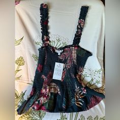 Patrons Of Peace Nwt Xs Floral Tank. Stretchy Straps, Stretch Around Entire Tank, And Flowy At The Bottom. Please Review Pictures And Video. 100% Rayon. Fun Summer Piece! Ethiopian Opal Ring, Floral Tank, Fun Summer, Opal Rings, Ethiopian Opal, Summer Fun, Picture Video, Color Blue, Floral