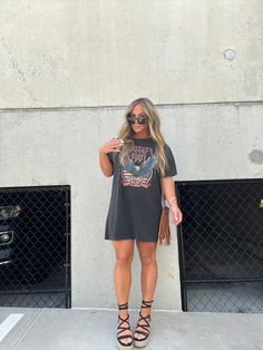 PLATFORM LACE UP WEDGES MODEL IS WEARING A SIZE 7.5 TTS WIDE FEET FRIENDLY NOT CANKLE FRIENDLY BLACK SUEDE T Shirt Over Dress, Shirt Over Dress Outfit, Tshirt Dress Outfit, Wedges Outfit, Shirt Dress Outfit, Vegas Outfit, Lace Up Wedges, Nashville Outfits, Dress Up Outfits