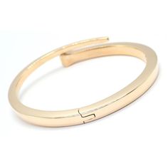 About This Piece:  Metal: 18k Yellow Gold  Size: 17 (17cm)  Weight: 34.1 grams Width: 12mm  Hallmarks: Gucci 750 Made in Italy 17   Please refer to the dimensions in the description above for accurate measurements. Please reach out to the seller with any questions on dimensions or fit prior to purchase. Minimalist Gold-tone Bracelets For Formal Occasions, Modern Gold-tone Bangle For Formal Occasions, Modern Gold-tone Formal Bangle, Luxury Gold Bracelet With Open Band, Luxury Gold Open Band Bracelet, Luxury Open Band Bracelets For Formal Occasions, Luxury Open Band Bracelet For Formal Occasions, Gucci Yellow Gold Jewelry For Formal Occasions, Modern Gold Clasp Bangle Jewelry