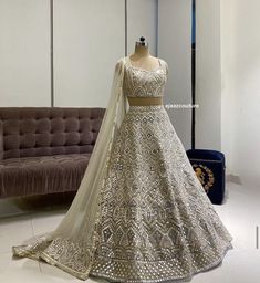 Ejaaz Couture, Ivory Lehenga, Grey Lehenga, Plus Size Black Dresses, Reception Lehenga, Indian Outfits Lehenga, Wedding Saree Blouse, Lehnga Dress