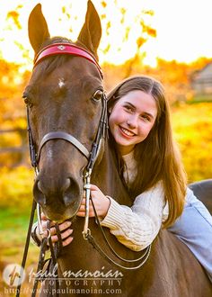 Stunning Senior Pictures with Horses - Book Your Session Now!