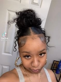 Baddie Edges Ideas, Natural Curly Hairstyles Ponytail, Princess Hair Black Woman, Claw Clip Hairstyles Curly Hair Weave, Curly Hair Styles Slick Back, Natural Hairstyles With Edges, Hairstyles Real Hair Black Women, Natural High Ponytails For Black Hair