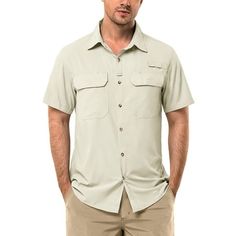 The short sleeve fishing shirts features air-hole tech soft and lightweight fabric that keeps the air flowing and gives you a cool feeling in the heat to keep you dry and clean for outdoor hiking, fishing and other activities. A good choice as travel clothing.This men's shirt is perfect as a holiday or birthday gift for family members. Color: Multicolor.  Gender: male.  Age Group: adult. Kemeja Pdl, Mens Fishing Shirts, Funny Fishing Shirts, Long Sleeve Swimwear, Travel Clothing, Mens Shorts Summer, Linen Shirt Men, Hiking Shirts, Swim Shirts