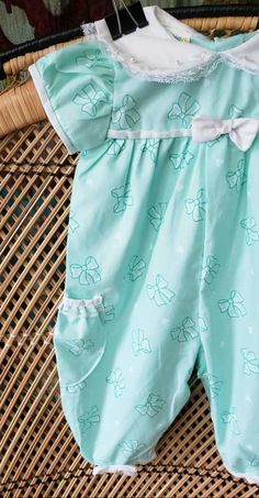 80s Bows & Hearts Seafoam Baby Jumpsuit by Mayfair - Etsy Green Short Sleeve Bubble Romper For Spring, Spring Green Short Sleeve Bubble Romper, Playful Fitted Green Bubble Romper, Green Spring Playtime Jumpsuits And Rompers, Fitted Green Bubble Romper For Play, Cute Green Onesie For Spring, Cute Green Cotton Jumpsuits And Rompers, Cute Fitted Green Onesie, Sailor Baby