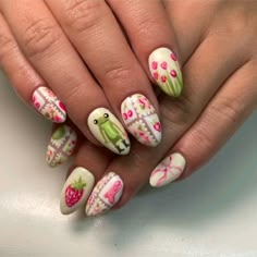 Nails Cute Animals, Cute Nails Cottage Core, Nail Inspo Cottagecore, Cute Frog Nail Designs, National Park Nails, Weird Nails Design, Funky Nail Designs Fun, Capybara Nails, Summer Nails Gel Polish